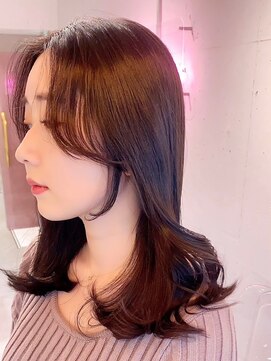 ルームバイシー 新宿(Loom. by Sea) 韓国風前髪×レイヤーカット【髪質改