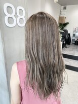 エイティエイト(88)&nbsp;ハイライト×アッシュベージュ