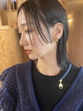 ライト(LIGHT) スリークな切りっぱなしボブ