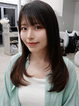 レヴィア(REVIA) レイヤーカット髪質改善トリートメント前髪カット