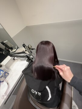 暗めピンクバイオレット