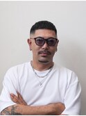 クロップスタイル×スキンフェード外国人風メンズ刈り上げ清潔感