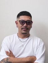 アストロ(ASTRO)&nbsp;クロップスタイル×スキンフェード外国人風メンズ刈り上げ清潔感