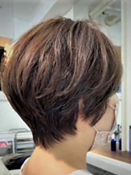 プレヴィア(PREVIA) お手入れ簡単ショートスタイル＆ナチュラルカラー