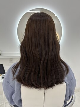 アイニ 天王寺アポロ店(aini) 綺麗にまとまる鎖骨したワンレングス〈airi〉