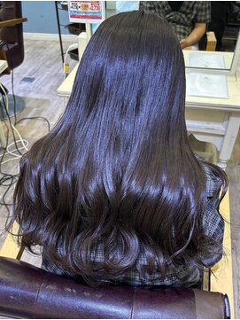 ペッツショコラ(PETZ chocolat) ロング　レイヤーカット　コテ巻き　ミディアム　グレージュ