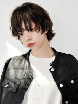 ココ 本八幡(KOKO) 黒髪クラゲヘアーオリーブグレー小顔ココアベージュショート