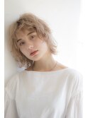 〈mielhair新宿〉無造作　鎖骨ミディアム　ゴールドベージュ