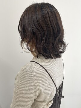 ヒビカ(HIBIKA) 伸ばしかけウェーブボブ