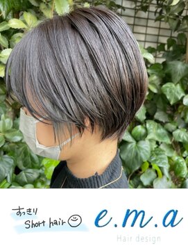 エマヘアデザイン(e.m.a Hair design) ミニマムショート