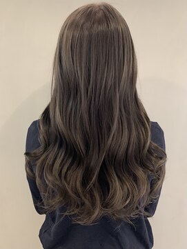 オリンテ バイ レシッド 表参道(orente by rcid) orente 表参道斜めバングミルクティシルキーべージュ