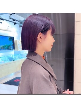 クラメールパリ 福岡(Kraemer Paris) くびレイヤーエモージュデザインカラーシルキーベージュミディ