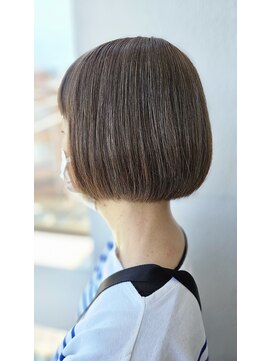 ミルク 希望ヶ丘(milk) 大人ショート/白髪ぼかし/髪質改善/ショートボブ/ショート