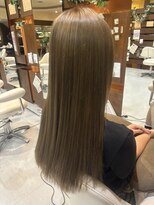 ルアナ バイ アトリエ(Luana by atorie) 透明感のあるハイトーンベージュ