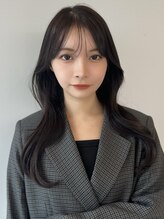 ソラ 広尾店(SORA) レイヤーカット/ダークグレー/くびれ巻き