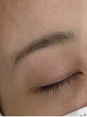 眉毛スタイリングWax　ブロウリフトパーマ　ストレートアーチ眉