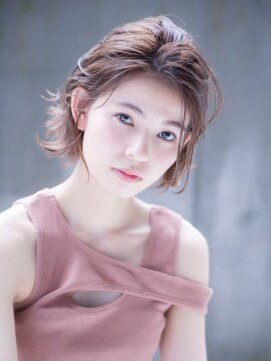 ケイト(kate) kate大宮 カフェモカベージュ×外ハネショート