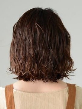 アース 三軒茶屋店(HAIR&MAKE EARTH) 三軒茶屋_ミディアム_コテ巻き_パーマ_ボブパーマ_オン眉_小顔
