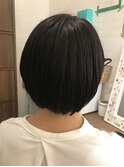ショートボブ