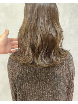 キチ(kichi.) [kichi.] ミディアム×オリーブベージュ