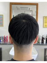 ヒキチ(Hikichi)&nbsp;ツーブロックスタイル