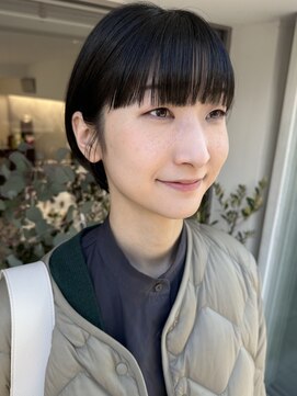 インビテーション(invitation) ワイドバング・黒髪ショート