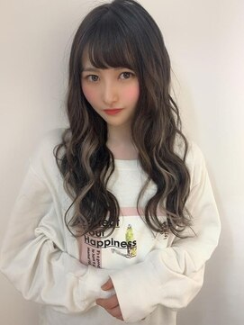 グロウ 恵比寿(grow) シルバー/インナーカラー/ハイライト/ウェーブ巻き/20代30代