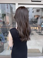 クム 横浜(qumu)&nbsp;【qumu横浜】グレージュブラウン×ロングレイヤーカット