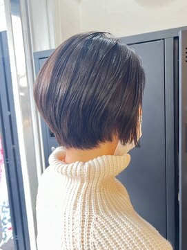 ヘアメイク ウエニ 上本町(HAIR MAKE UE2) 潤いとツヤでなめらかにまとまる『おしゃれ白髪染め』