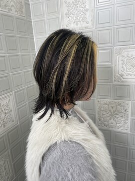 ヘンリエッタ 自由ヶ丘(Henrietta) ウルフハイライト