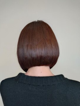 サントロペ(SAINT-TROPEZ) ニューヨークドライカット・前下がりボブ