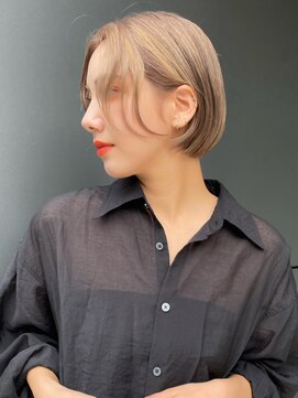 トルネード(TORNADO) 海外ヘア 外国人風ベージュ切りっぱなしボブ カーテンバングt88
