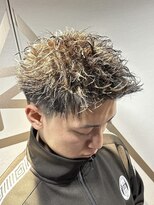ライズ 渋谷店(RISE)&nbsp;スパイキーショートメンズショート刈り上げツイストパーマ