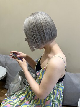 ネロ ヘアサロン ネイビー 渋谷(NERO HAIRSALON NAVY) 【近藤真帆】ホワイティーベージュ　ダブルカラー　ボブ