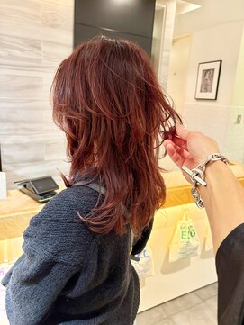 エイゾー(EIZO) ウルフレイヤー/ウルフカット/ ロングレイヤー/レイヤーカット