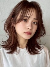 エミイ 鎌倉(eMii.) ミディアムレイヤーカットヘア