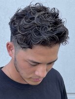 フィフス(fifth)&nbsp;メンズシースルーマッシュニュアンスパーマシャドウパーマテテ風