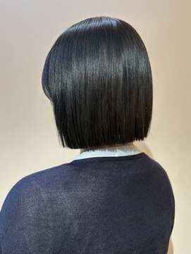 レリコ ニド(Relico-nid) 髪質改善20代30代40代大人可愛い黒髪ボブ 京都
