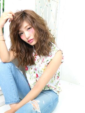 ヘアデザイン ラポール 茨木店(hair design Rapport) グラマラスな無造作ウェーブで外国人風セミディスタイル