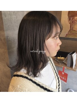 フロップニク(FLOPNIK) 透明感◎ナチュラルグレージュ