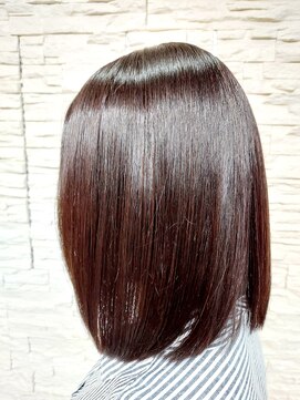 ラカレテラ(la carretera) ツヤ髪ミディアム