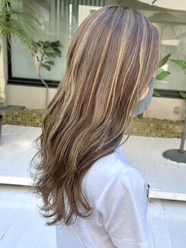 ヘアーメイクオズ(hair make O/S) 仙台美容室オズ&金あゆみ ハイライトベージュ