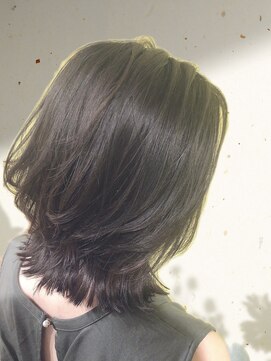 ルーファス 恵比寿 渋谷(Ruufus) 切りっぱなし外ハネくびれボブ【Ruufus恵比寿渋谷】202207