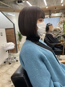 イット(it.) it.Style 前下がりボブ シルバー