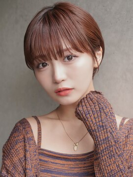 カライング(ing) 大人可愛い20代30代40代黒髪前下がりひし形小顔ボブ丸みショート