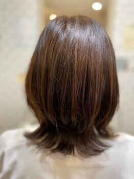美容室 フルール(fleur)の写真/【村上市】人気のイルミナカラーなど選べるカラー剤が豊富！グレイカラーでもツヤと透明感が叶います♪