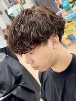 ウェイビーエフティフィフス 横浜西口(WAVEY ft.fifth) 横浜波巻きパーマシャドウパーマツイストスパイラルパーマ30代