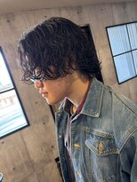 レオン(LEON)&nbsp;波巻き　縦落ち　パーマ