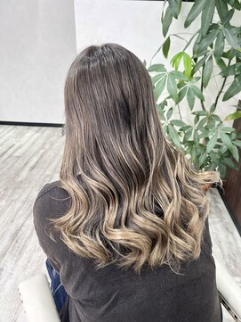 ベルヘアーデザイン 堺東(Belle hair Design) バレイヤージュ/グラデーション/外国人風レイヤーカット/堺東