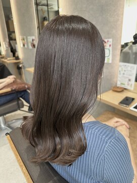 クム 川越(kum) 赤み消しオリーブ【kum川越】